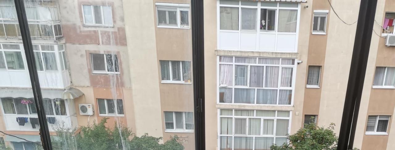 Bloom Box Apartments Craiova Exterior photo